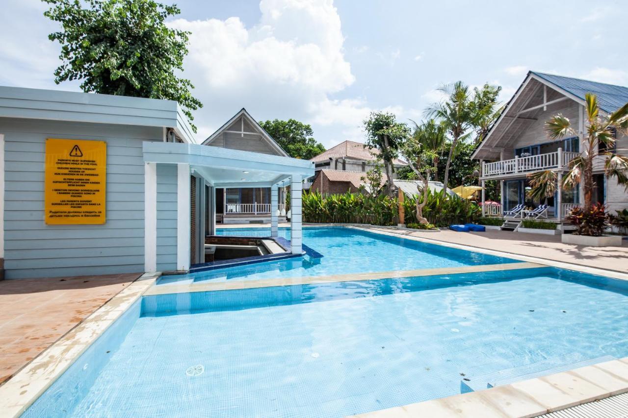 Mesari Beach Hut Seminyak Hotel Exterior photo